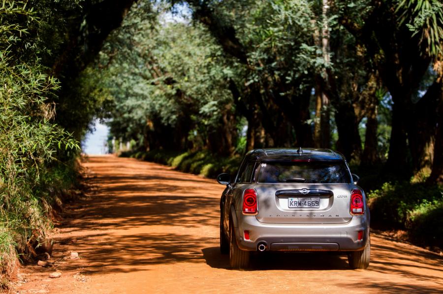  Mini Cooper Countryman 2017 года  (LA) (фото 2 из 4)